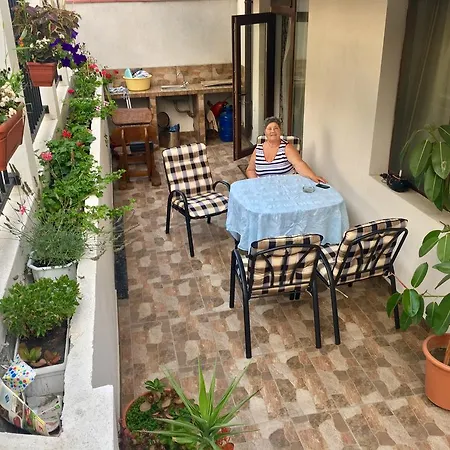 Sarafovo Sea & Forest Apartment *