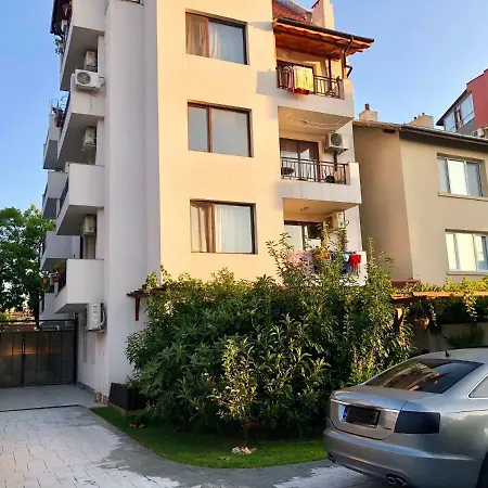 Sarafovo Sea & Forest Apartment Burgas City