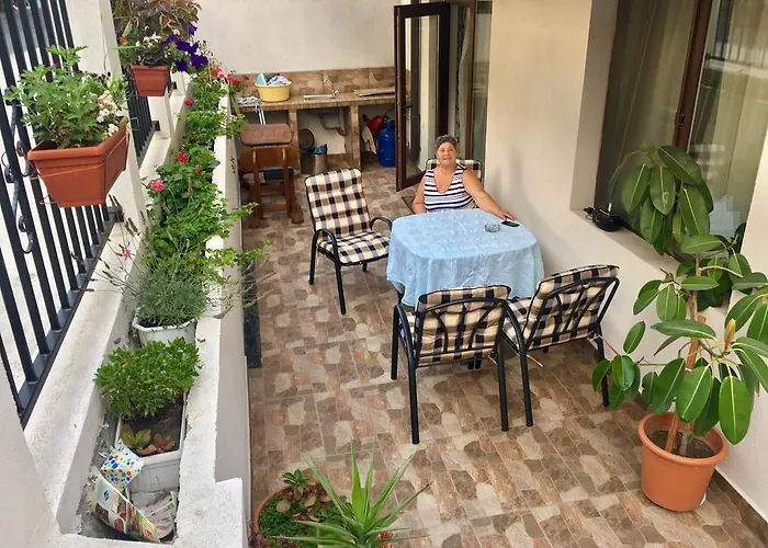 Sarafovo Sea & Forest Apartment *